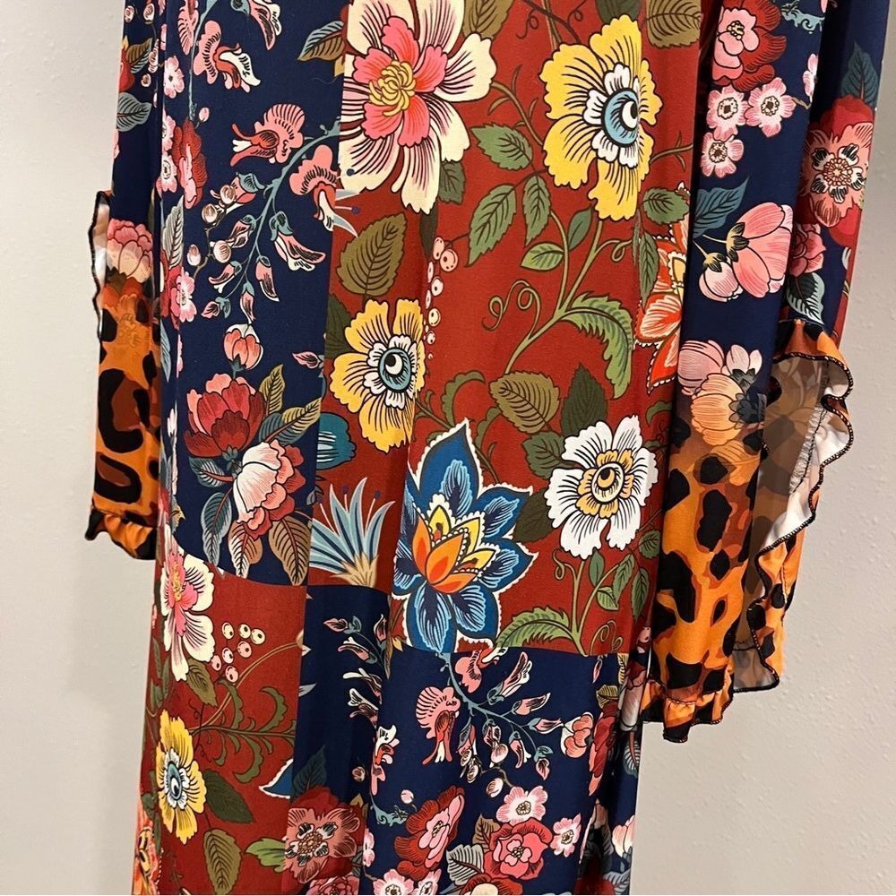 Patchwork Print Floral Rustic Red Long Sleeve Kne… - image 5